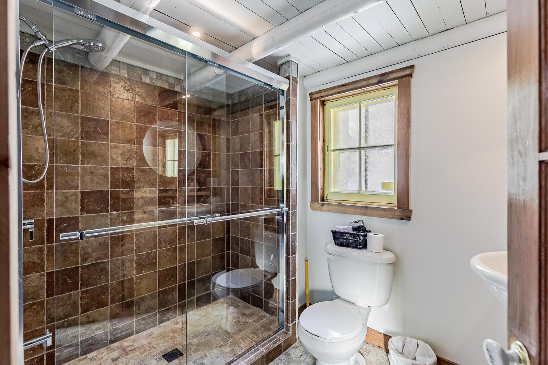 Auberge Spa & Beaux Reves Sainte-Adele Bagian luar foto